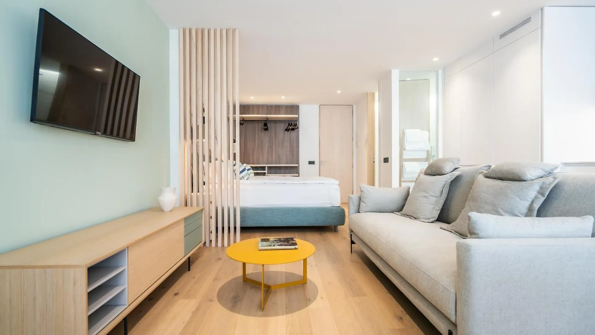 Tierrazul Art Boutique White Nordic Suite Costa Adeje  0*, Costa Adeje (Tenerife)