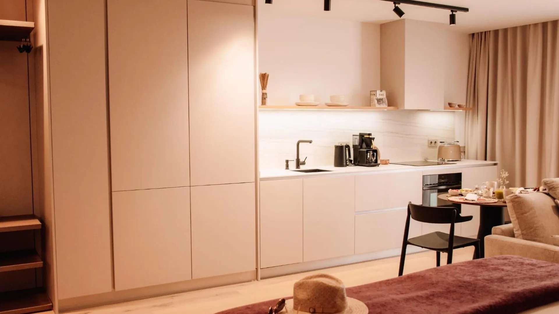 Apartament Tierrazul Art Boutique White Nordic Suite Costa Adeje  Hiszpania